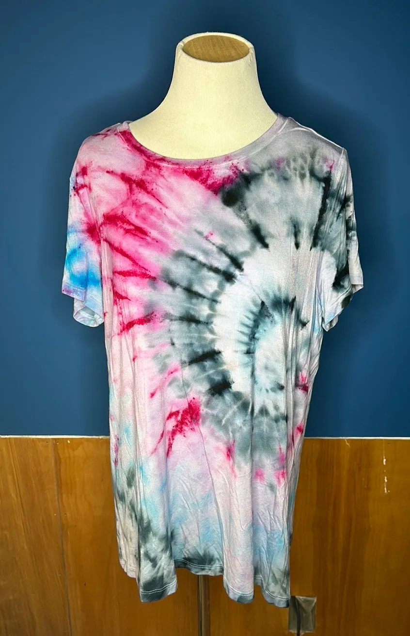 0X Tye dye t-shirt