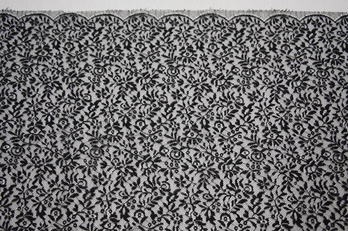 Danielle Lace Black